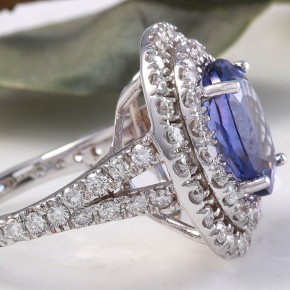 6.20 Ct Natural Tanzanite & Diamond 14KW Gold Ring